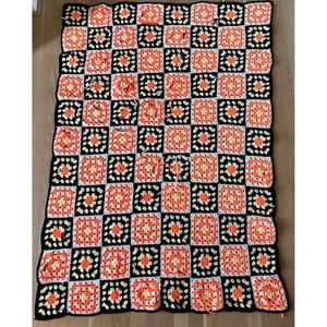 Handmade 1960s - 1970s Vintage Retro Crochet Afghan Throw Blanket in Fall Colors